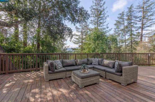 40 Las Palomas, Orinda CA  94563-1916 exterior