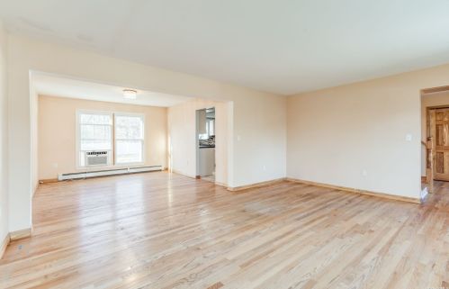 12 Ramblewood Rd, Shoreham NY  11786-2300 exterior