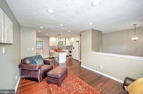 6103 Windsor Dr, Fredericksburg VA  22407-5036 exterior