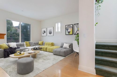 2822 Escala Cir, San Diego CA 92108-6722 exterior