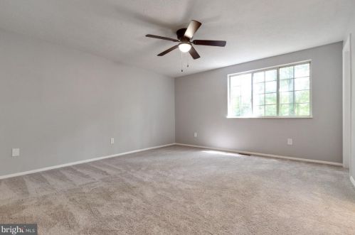 8467 Falling Leaf Rd, Springfield VA  22153-2503 exterior