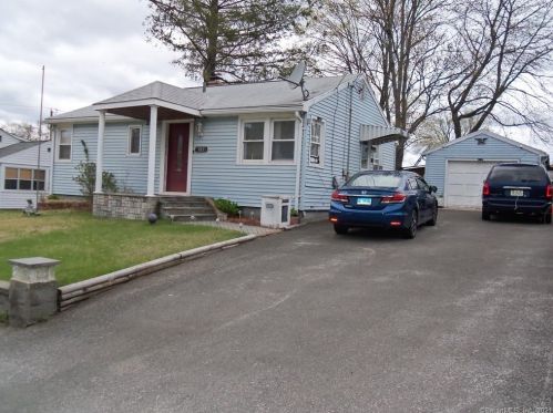 183 Jersey St, Waterbury, CT 06706-2746