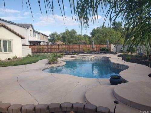 22991 Greyhawk Rd, Wildomar, CA 92595-7556