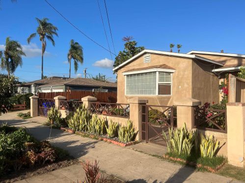 121 B Ave, National City, CA 91950-1229