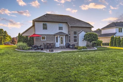 3521 Prairie Dr, Dyer, IN 46311-3076