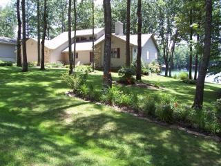 116 Canterbury Dr, Crossville, TN 38558-7094