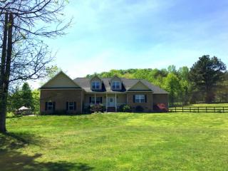 206 Foremast Rd, Kingston, TN 37763-7110