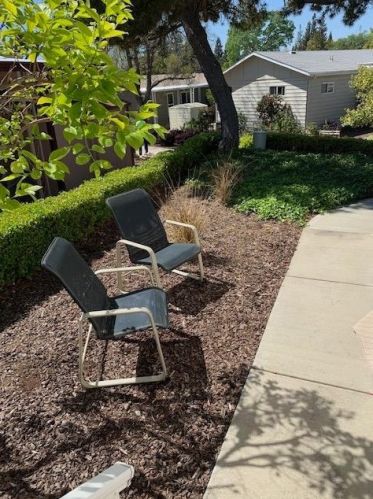 180 Overbrook Dr, Folsom CA  95630-1657 exterior