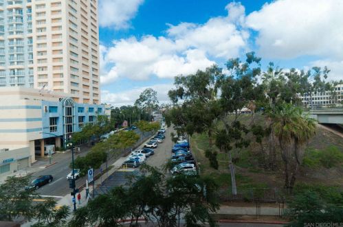 1501 Front St, San Diego CA  92101-2973 exterior