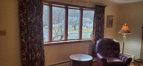 502 Lower Ln, Kensington CT  06037-3116 exterior