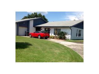 701 Divot Ln, Kissimmee, FL 34759-4110