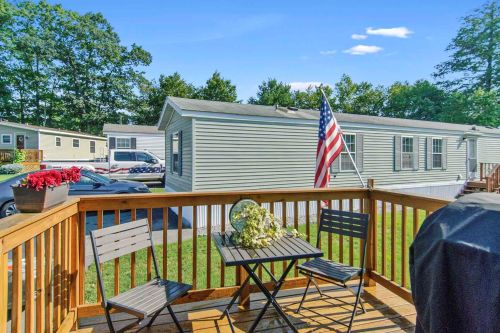 12 Black Forest Rd, North Hampton, NH 03862-4435
