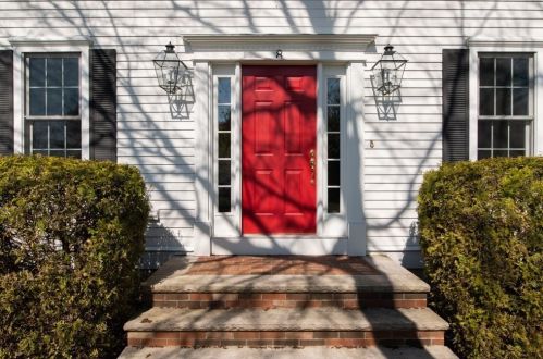 8 Tarbox Ln, North Reading, MA 01864-2987