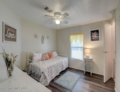 814 Lychee Dr, Sebastian FL  32976-2572 exterior