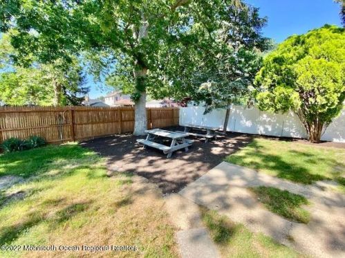 54 Fifth St, Old Bridge NJ exterior