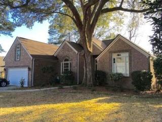 1392 Southlake Dr, Mount Pleasant SC  29464-7424 exterior