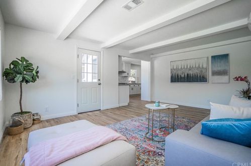 715 Cedar Dr, Covina CA  91723-1015 exterior