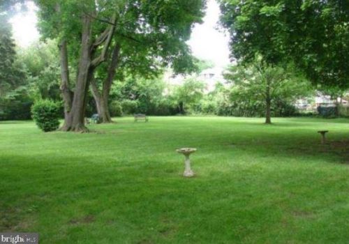 126 Argyle Rd, Ardmore PA  19003-2800 exterior