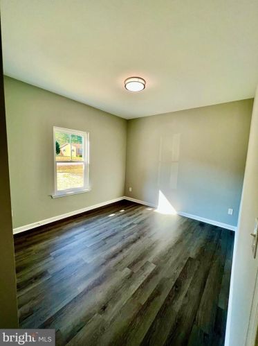 309 Glebe Rd, Montross VA  22520-4100 exterior