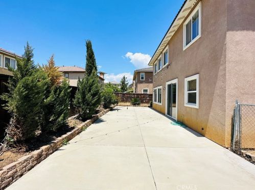 13165 Connor Ct, Beaumont CA  92223-8110 exterior