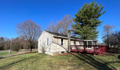 889 Northfield Rd, Hinsdale NH  03451-2507 exterior