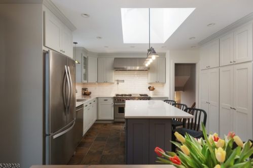 1364 Graymill Dr, Scotch Plains NJ  07076-4725 exterior