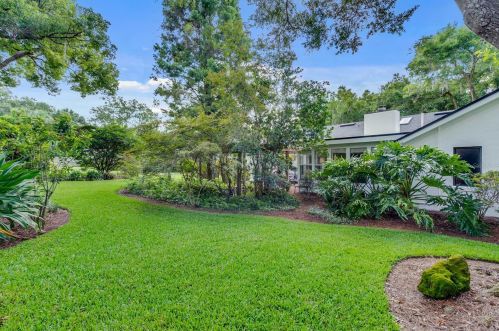 935 Versailles Cir, Maitland FL  32751-4565 exterior