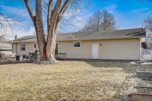 2506 Westbrook Ln, Madison WI  53711-4169 exterior