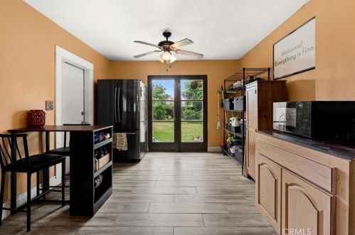 9548 Walnut St, Bellflower CA  90706-5720 exterior