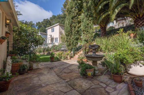 40 Las Palomas, Orinda CA  94563-1916 exterior