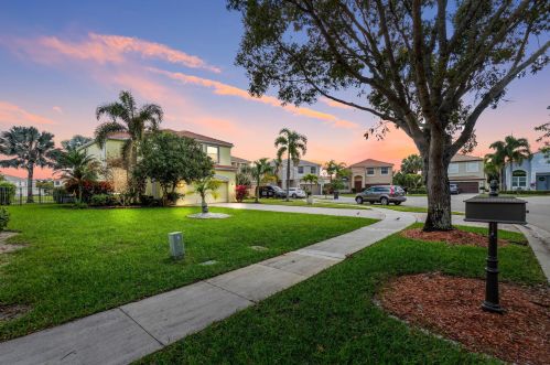 2467 Sawyer Ter, West Palm Beach, FL 33414-6481