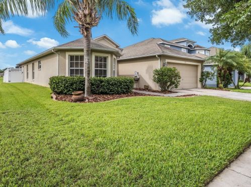 117 Smokey Hill Ave, Ruskin, FL 33570-6327