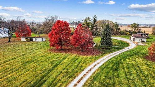 4544 Ford Rd, Ashville, OH 43103-9654