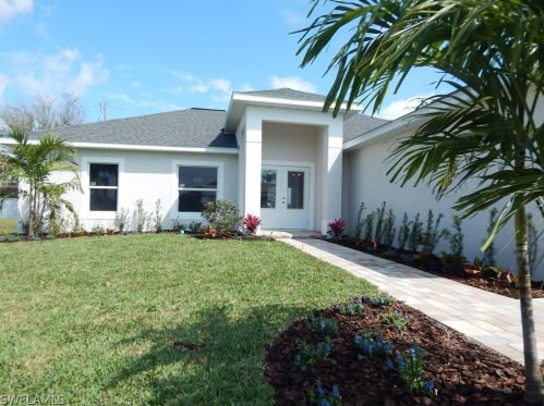 1633 43rd St, Cape Coral, FL 33904-7484