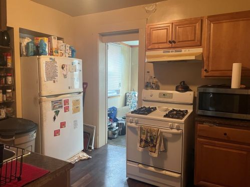 7038 Bennett St, Pittsburgh, PA 15208-1336