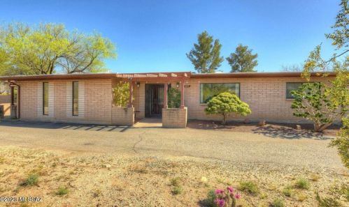 3055 Soldier Trl, Tucson, AZ 85749-9096