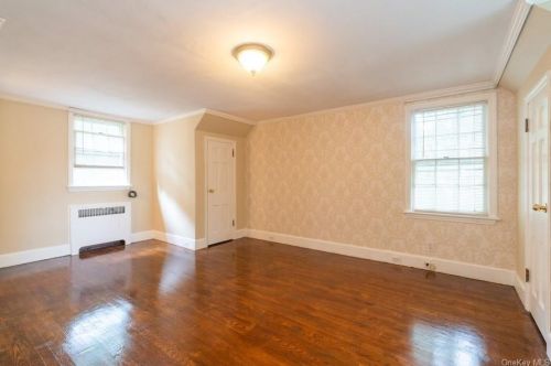 22 Circular Rd, Poughkeepsie NY 12601-4635 exterior