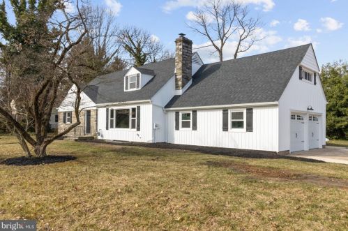 603 Crystal Lake Ave, Tavistock NJ  08033-2711 exterior