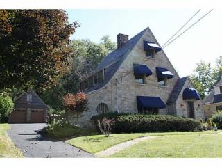 1325 Washington Rd, Pittsburgh, PA 15228-1610