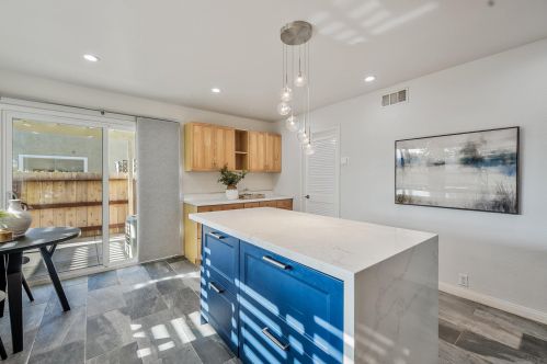 10883 Caravelle Pl, San Diego CA  92124-2048 exterior