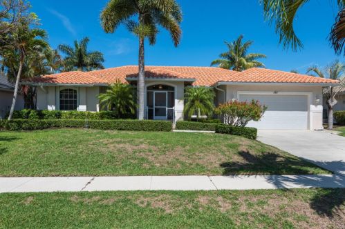 150 Bonita Ct, Marco Island, FL 34145-3505