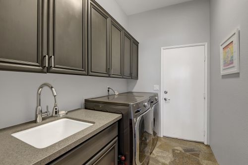 88 Kavenish Dr, Rancho Mirage CA  92270-3247 exterior