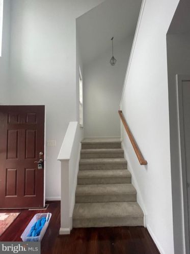 7 Ivy Spring Ln, Fredericksburg VA  22406-8205 exterior