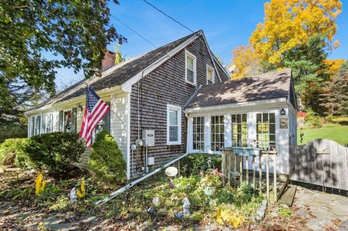 408 Chase Rd, Putnam, CT 06260-2809