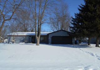 141 Parklane Dr, Lagrange, OH 44050-9743