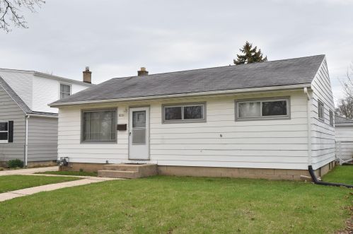 8117 Kathryn Ave, Milwaukee, WI 53218-3640