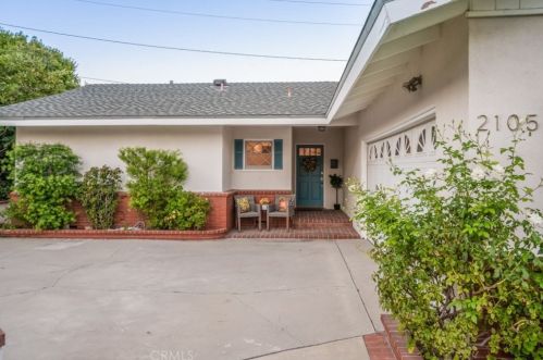 2105 Velez Dr, Rancho Palos Verdes CA  90275-1427 exterior