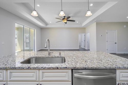 3 Eastvue Pl, Palm Coast FL  32164-6175 exterior