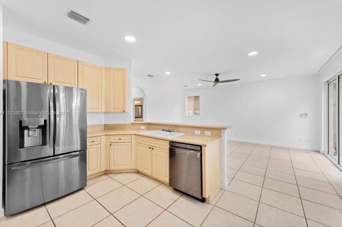 13358 32nd St, Hollywood FL  33027-3908 exterior