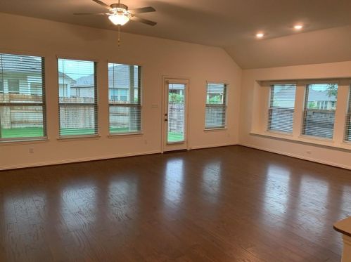 1325 Terrace View Dr, Georgetown TX  78628 exterior